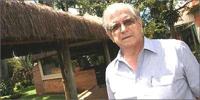 Caio Brand�o diz que o quiosque � espa�o de lazer com ar de mineiridade (Gladyston Rodrigues/AOCUBO FILMES)
