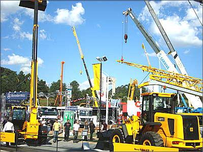 Mega-feira que aconteceu em junho em SP j� mostrava o reaquecimento do setor de m�quinas e equipamentos, e projetou neg�cios de R$ 3 bi para os pr�ximos tr�s anos (Joana Gontijo/Lugar Certo)