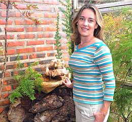 A professora do curso de paisagismo do Inap L�cia Borges diz que projetos podem ser feitos para jardins ou dentro de casa