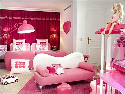 Os dois quartos são totalmente na cor rosa (François Fleury/Hotel Plaza Athénée) Os dois quartos são totalmente na cor rosa (François Fleury/Hotel Plaza Athénée)