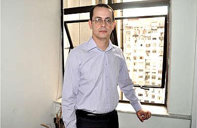 O advogado da CWR Rodrigo Lana diz que, em condomínios com mais de um bloco, é muito comum a existência de subsíndicos (Eduardo Almeida/RA Studio) O advogado da CWR Rodrigo Lana diz que, em condomínios com mais de um bloco, é muito comum a existência de subsíndicos (Eduardo Almeida/RA Studio)