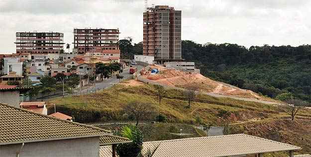 Obras nas proximidades de Sabará, na Região Metropolitana de Belo Horizonte, um dos alvos das construtoras (Eduardo Almeida/RA Studio) Obras nas proximidades de Sabará, na Região Metropolitana de Belo Horizonte, um dos alvos das construtoras (Eduardo Almeida/RA Studio)