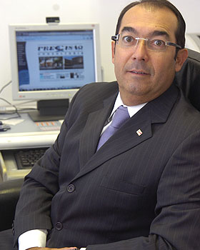 O engenheiro Francisco Maia recomenda inspe��o predial de cinco em cinco anos (Maria Tereza Correia/EM/D.A Press)