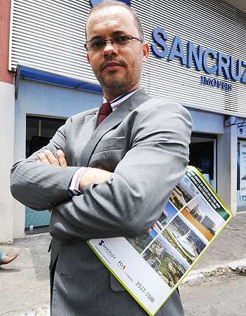 Gerente de lançamentos da Sancruza Imóveis, Sílvio Ricardo diz que o que é lançado geralmente tem alta liquidez
(Beto Novaes/EM/D.A Press) Gerente de lançamentos da Sancruza Imóveis, Sílvio Ricardo diz que o que é lançado geralmente tem alta liquidez
(Beto Novaes/EM/D.A Press)
