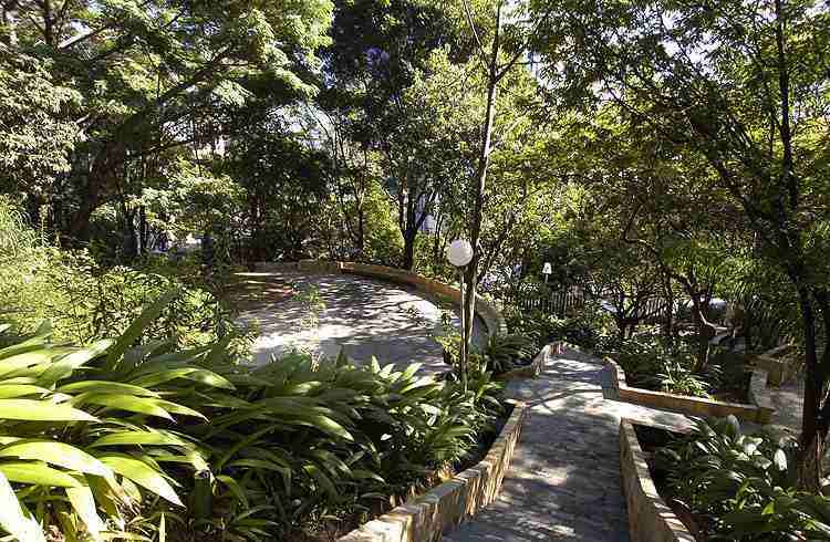 Gladyston Rodrigues/EM/D.A Press - 13/5/10
Parque Julien Rien, com mais de 14 mil metros quadrados, é ideal para o lazer e a prática esportiva - Gladyston Rodrigues/EM/D.A Press - 13/5/10