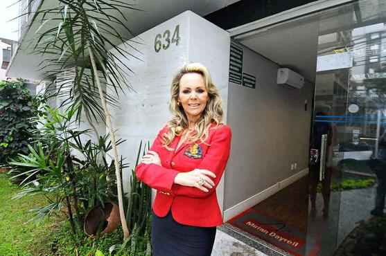 Euler Junior/EM/D.A Press Mírian Dayrell, sócia-proprietária da Mírian Dayrell Imóveis, diz que não há como cobrar responsabilidade sobre um imóvel que está com várias empresas ao mesmo tempo - Euler Junior/EM/D.A Press