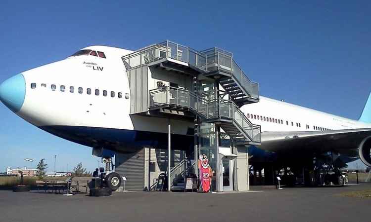 Avião 747 é sede de albergue na Suécia